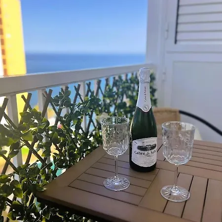 Apartment Beachfront Paradise