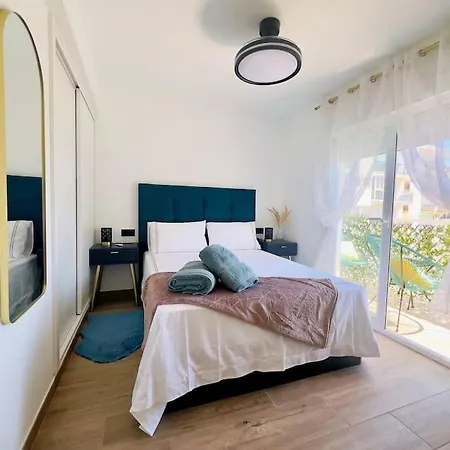 Beachfront Paradise * Sitio de Calahonda