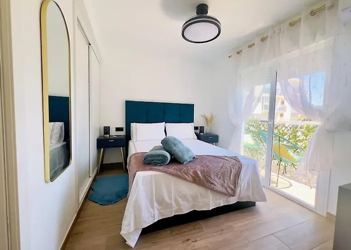 Beachfront Paradise * Sitio de Calahonda