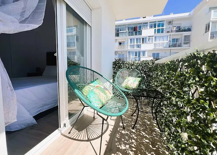 Beachfront Paradise *